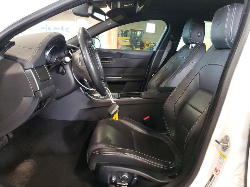 2018 JAGUAR XF SPORT LUXURY 7