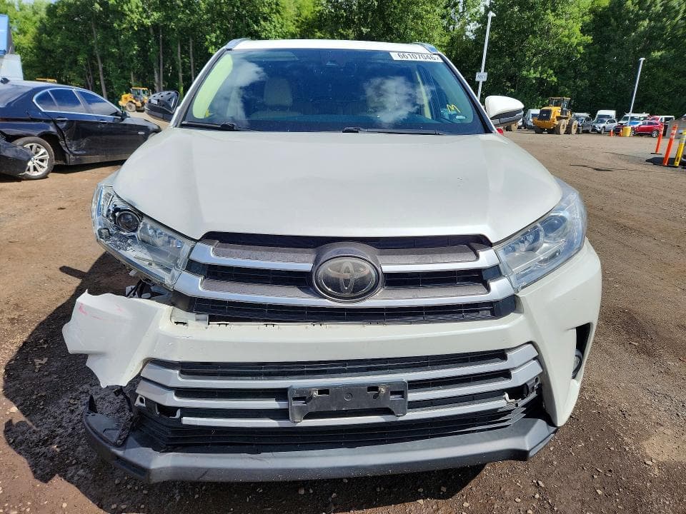 2018 TOYOTA HIGHLANDER XLE 5