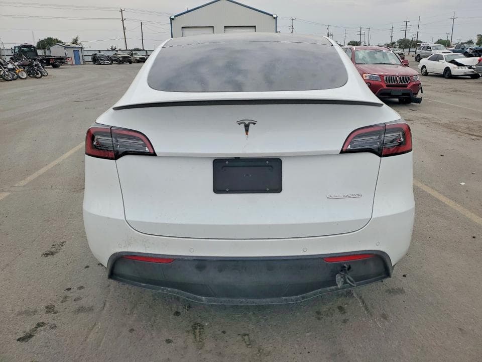 2022 TESLA MODEL Y 6