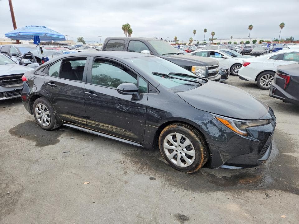 2026 TOYOTA COROLLA LE 4