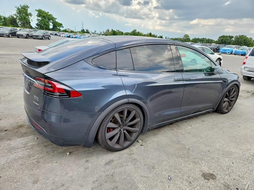 2017 TESLA MODEL X 3