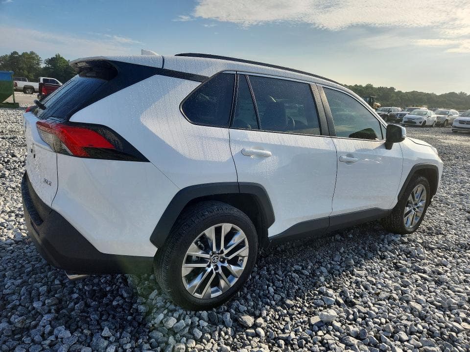 2019 TOYOTA RAV4 XLE PREMIUM 3