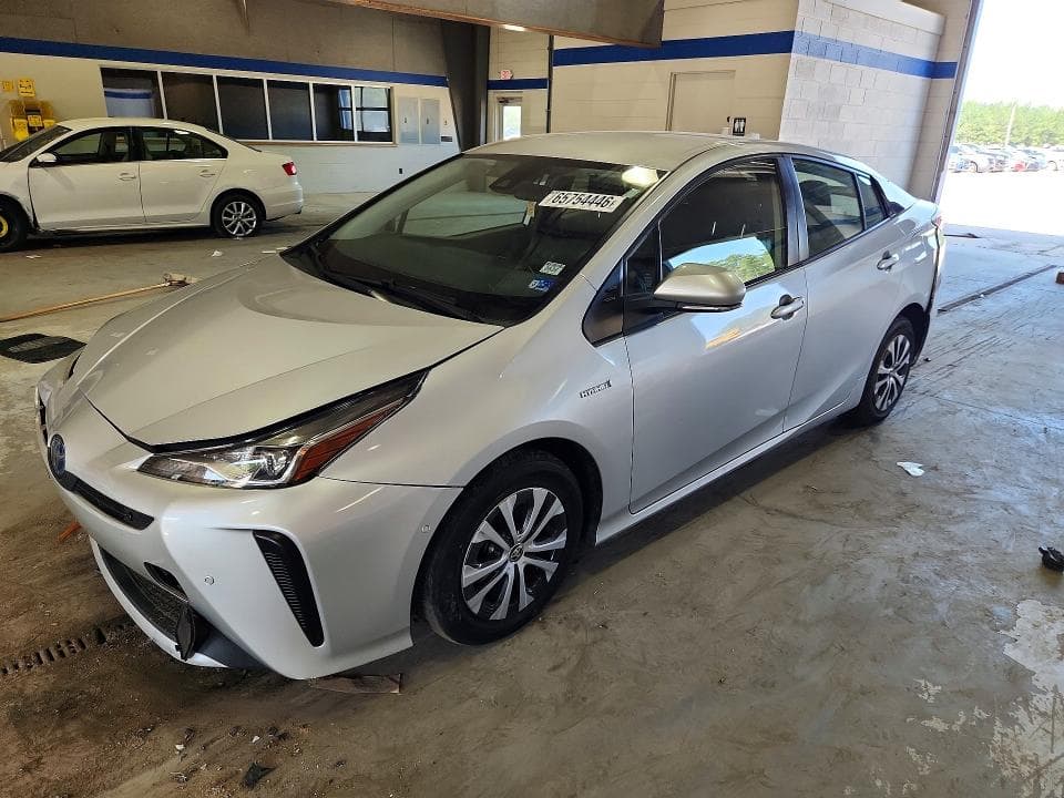 2021 TOYOTA PRIUS LE - 1