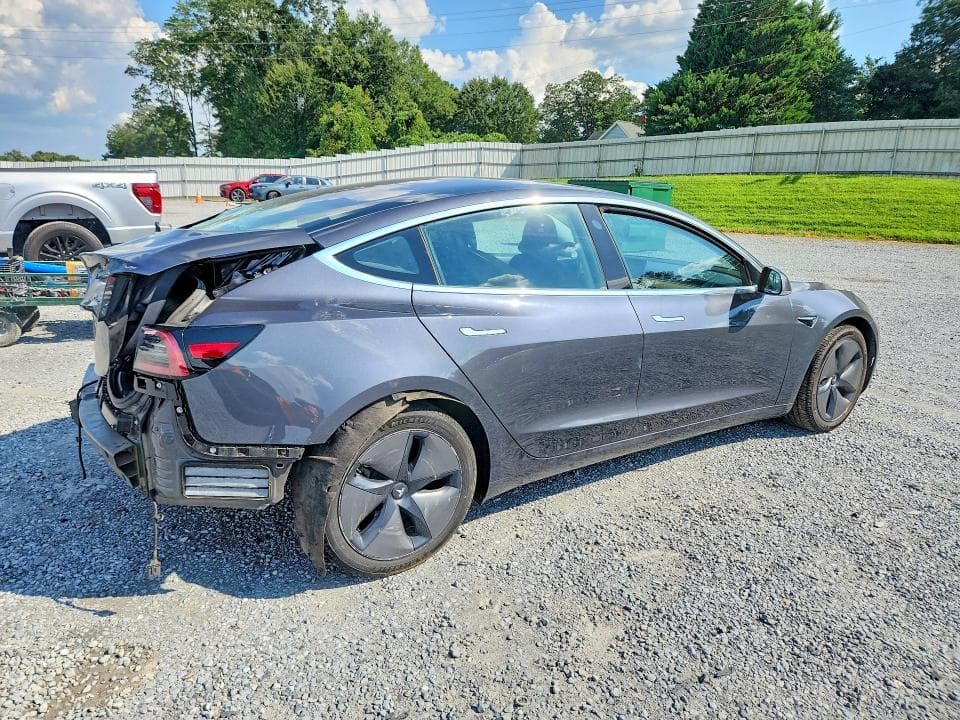 2018 TESLA MODEL 3 3