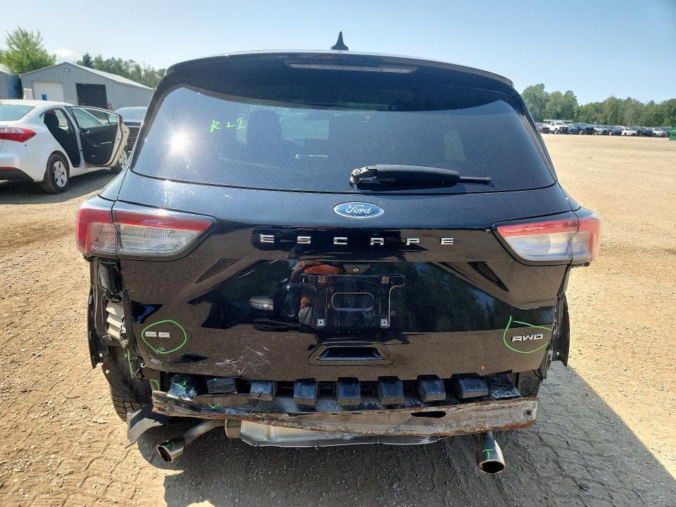 2021 FORD ESCAPE SE 6
