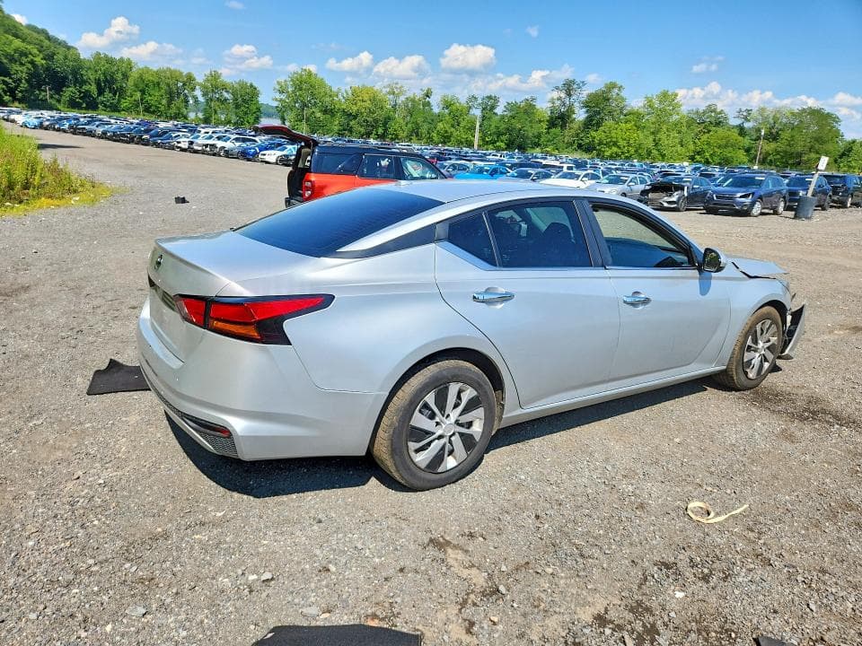 2020 NISSAN ALTIMA S 3