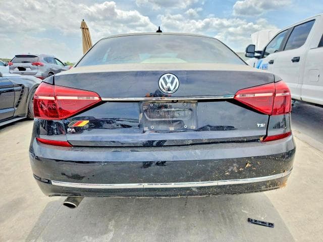 2017 VOLKSWAGEN PASSAT SE 6
