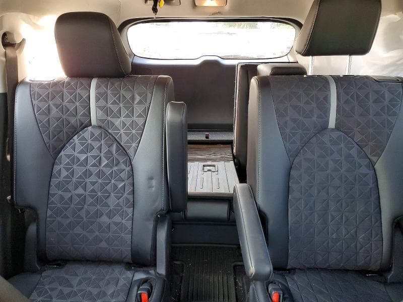 2025 TOYOTA HIGHLANDER HYBRID XLE NIGHTSHADE 10