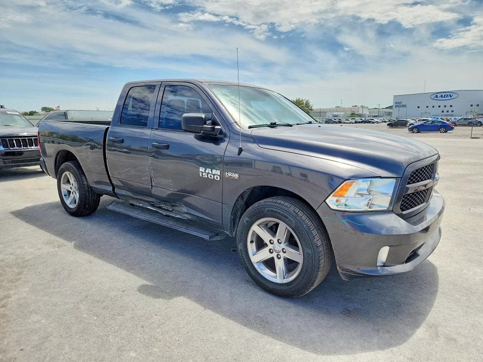 2018 RAM 1500 ST 4