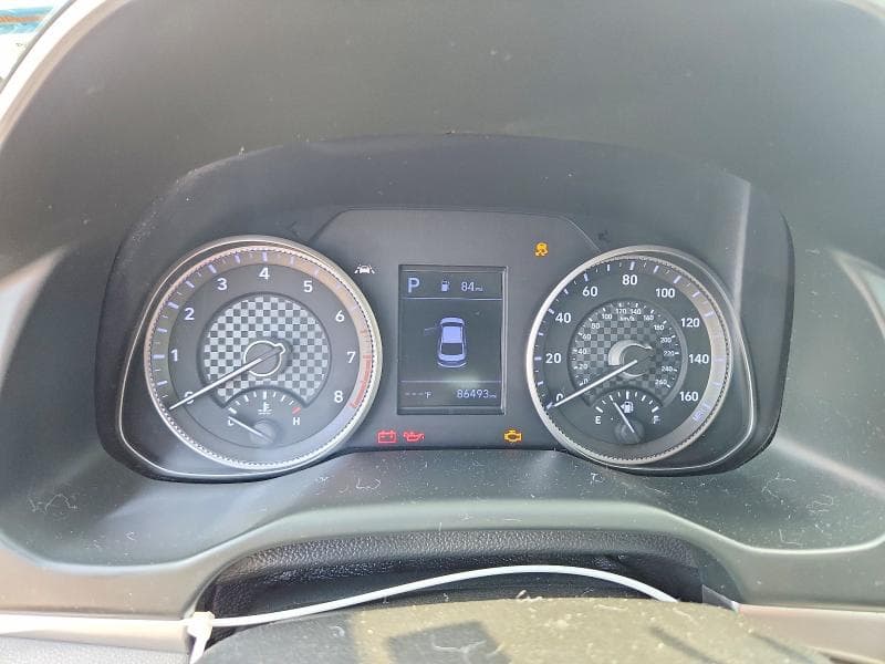 2020 HYUNDAI ELANTRA SEL 9