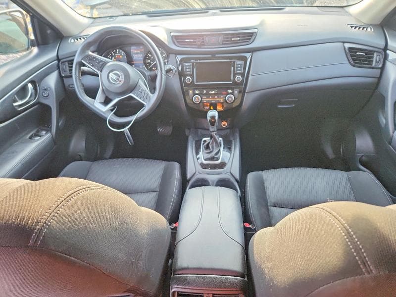 2018 NISSAN ROGUE SV 8