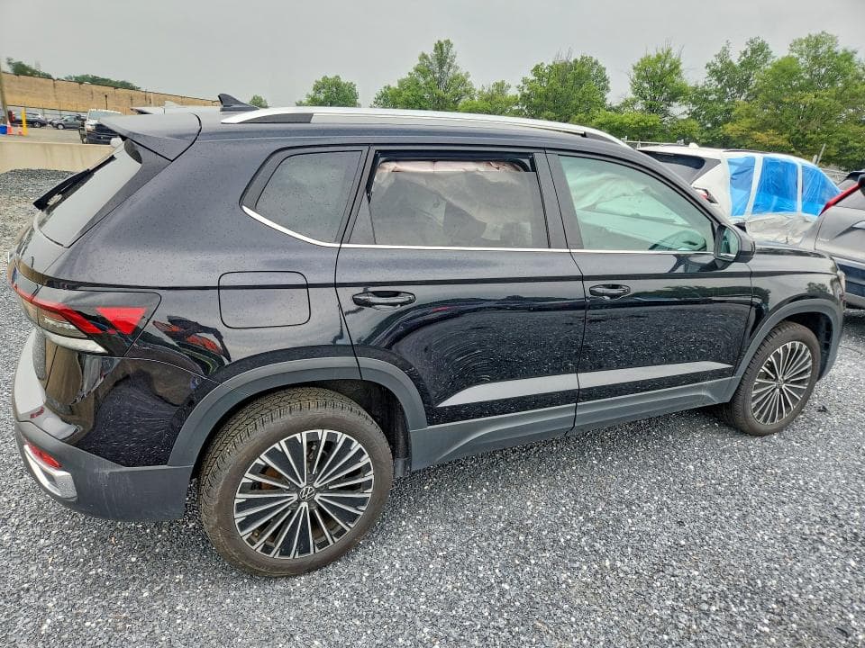 2025 VOLKSWAGEN TAOS SE 3