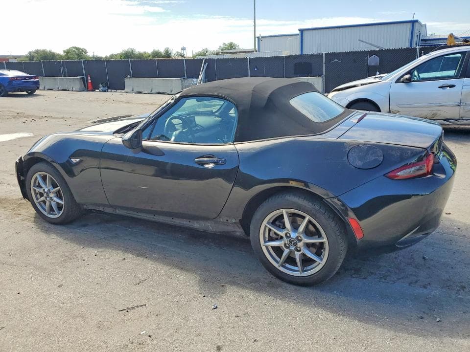 2018 MAZDA MX-5 MIATA SPORT 2
