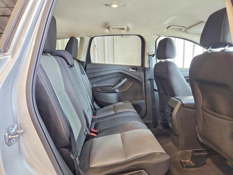 2017 FORD ESCAPE SE 11