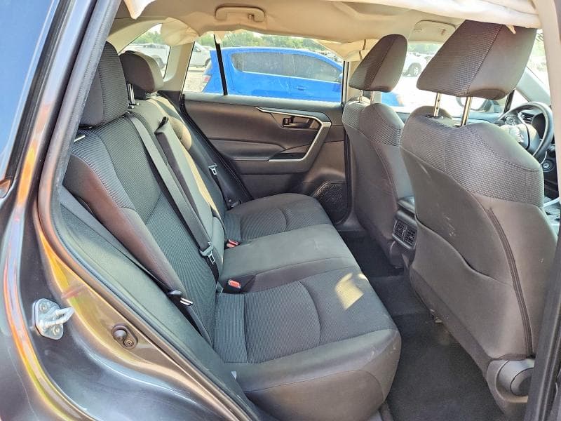 2024 TOYOTA RAV4 LE 10