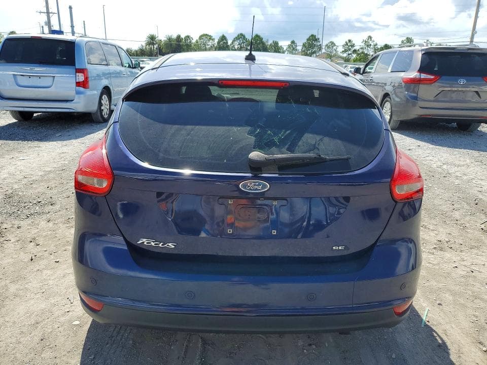 2017 FORD FOCUS SEL 6