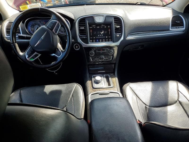 2019 CHRYSLER 300 LIMITED 8