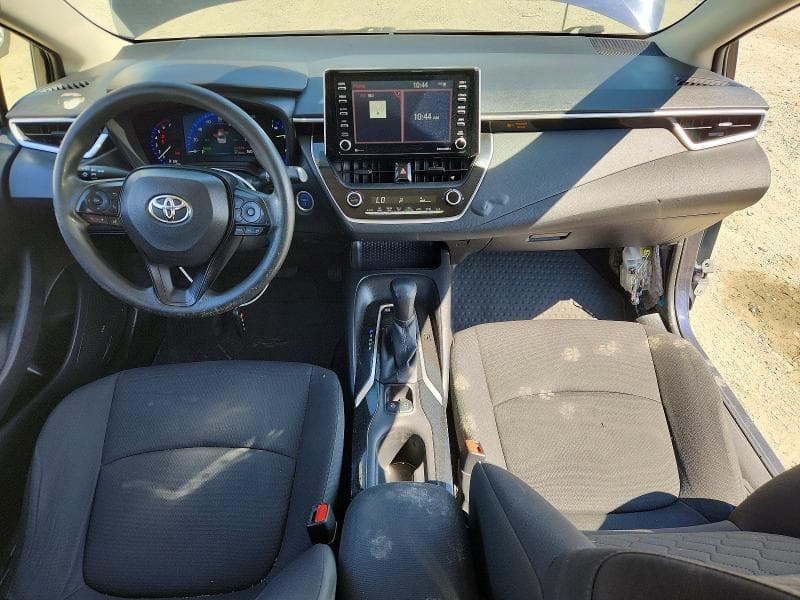 2021 TOYOTA COROLLA LE 8