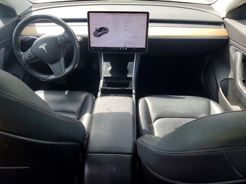 2018 TESLA MODEL 3 8