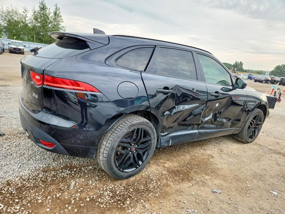 2017 JAGUAR F-PACE R - SPORT 3
