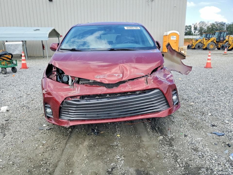 2020 TOYOTA SIENNA XLE 8-PASSENGER 5
