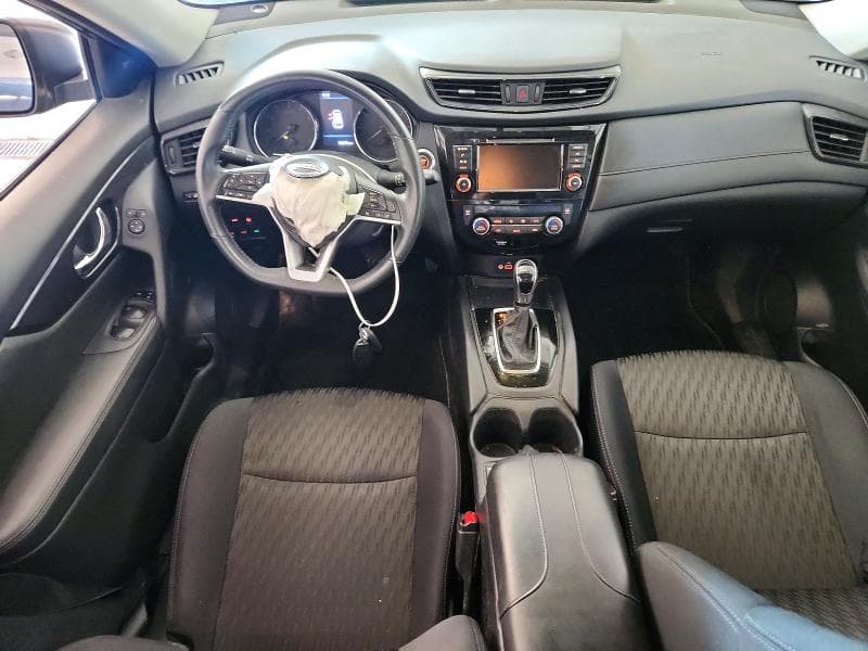 2018 NISSAN ROGUE SV 8