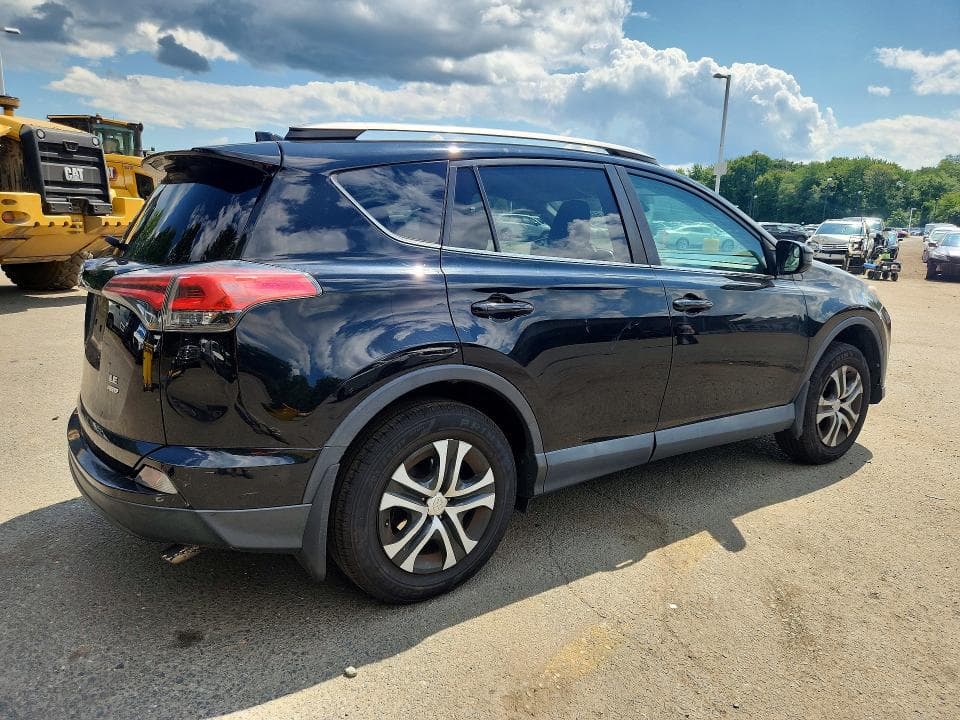 2017 TOYOTA RAV4 LE 3