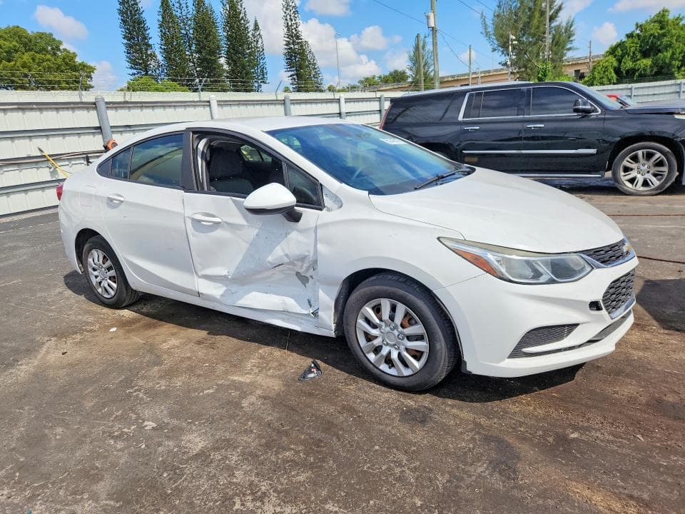 2018 CHEVROLET CRUZE LS 4