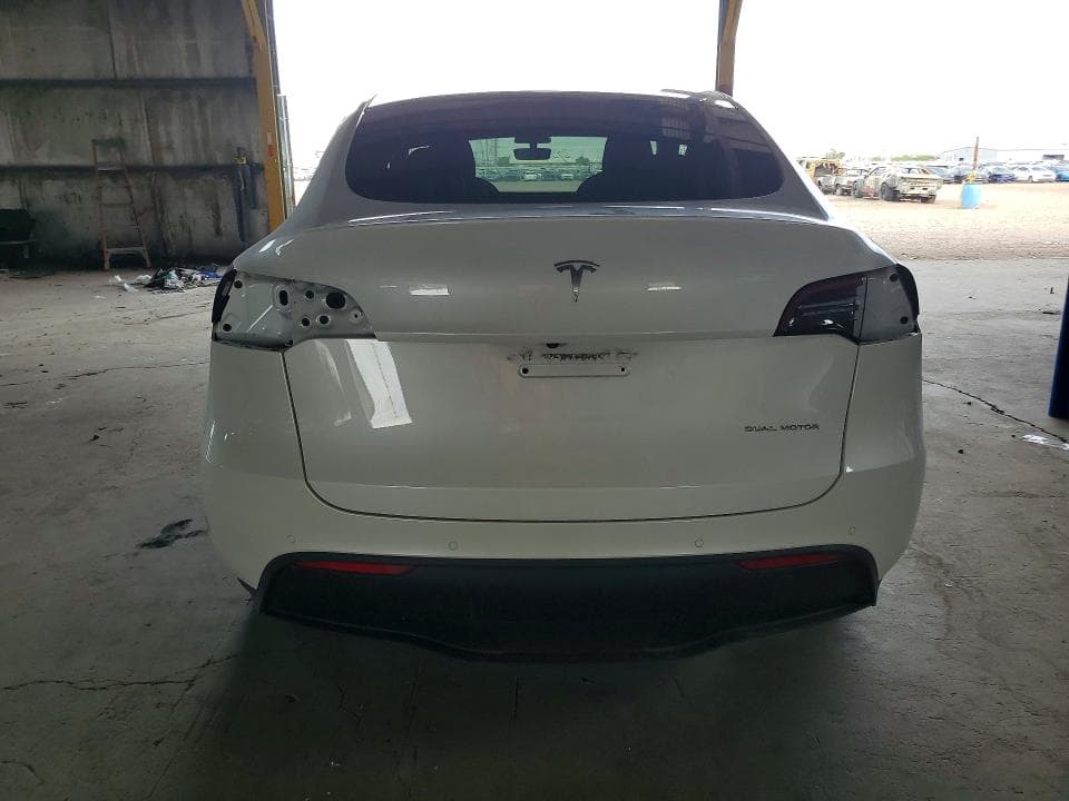 2021 TESLA MODEL Y 6