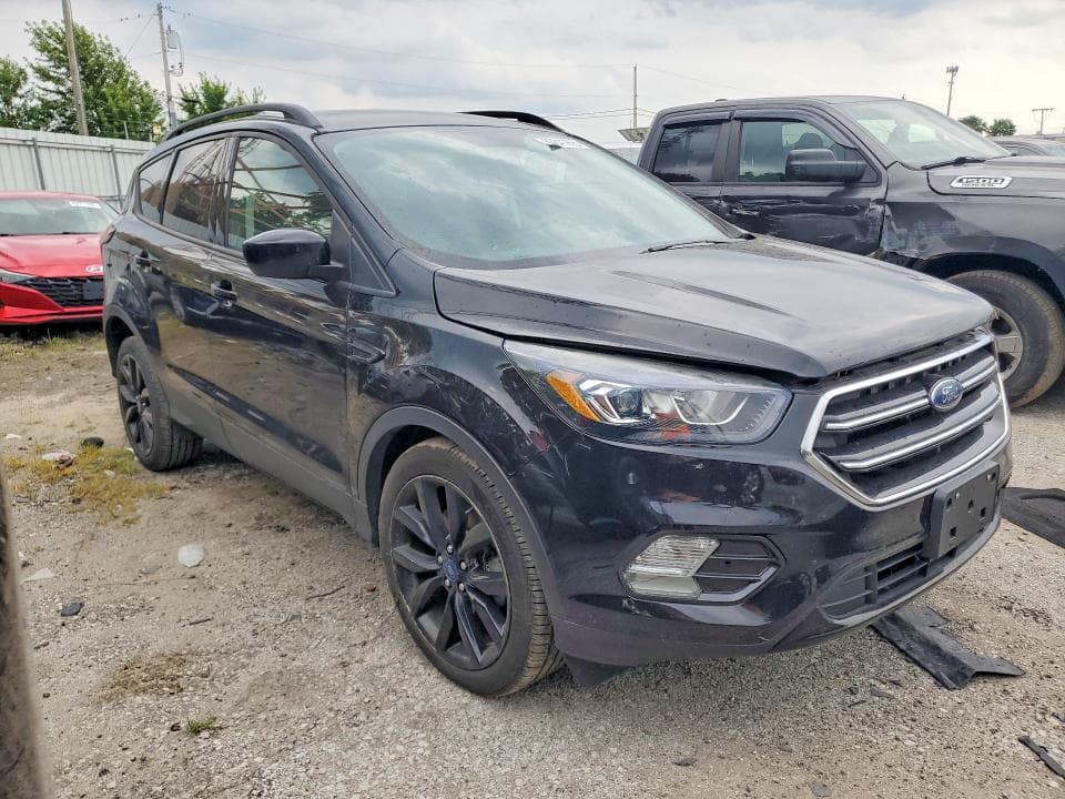2019 FORD ESCAPE SE 4