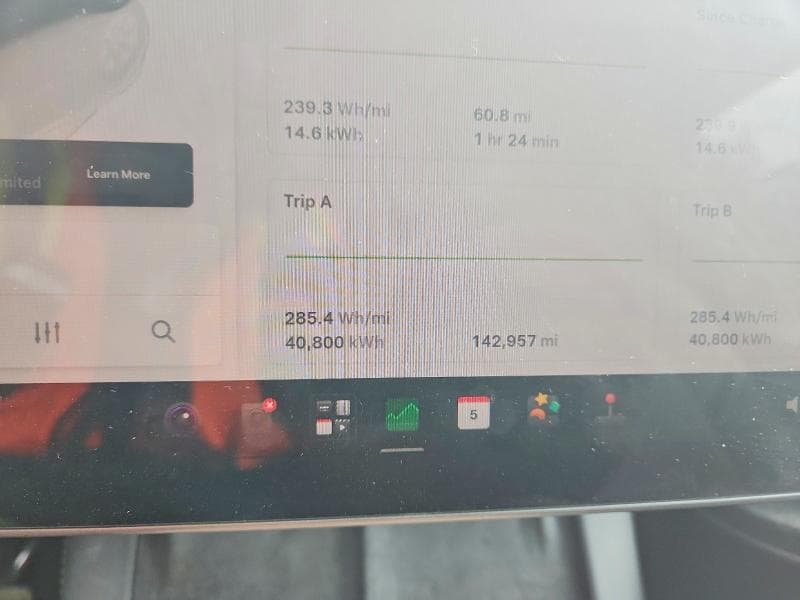 2023 TESLA MODEL Y 9