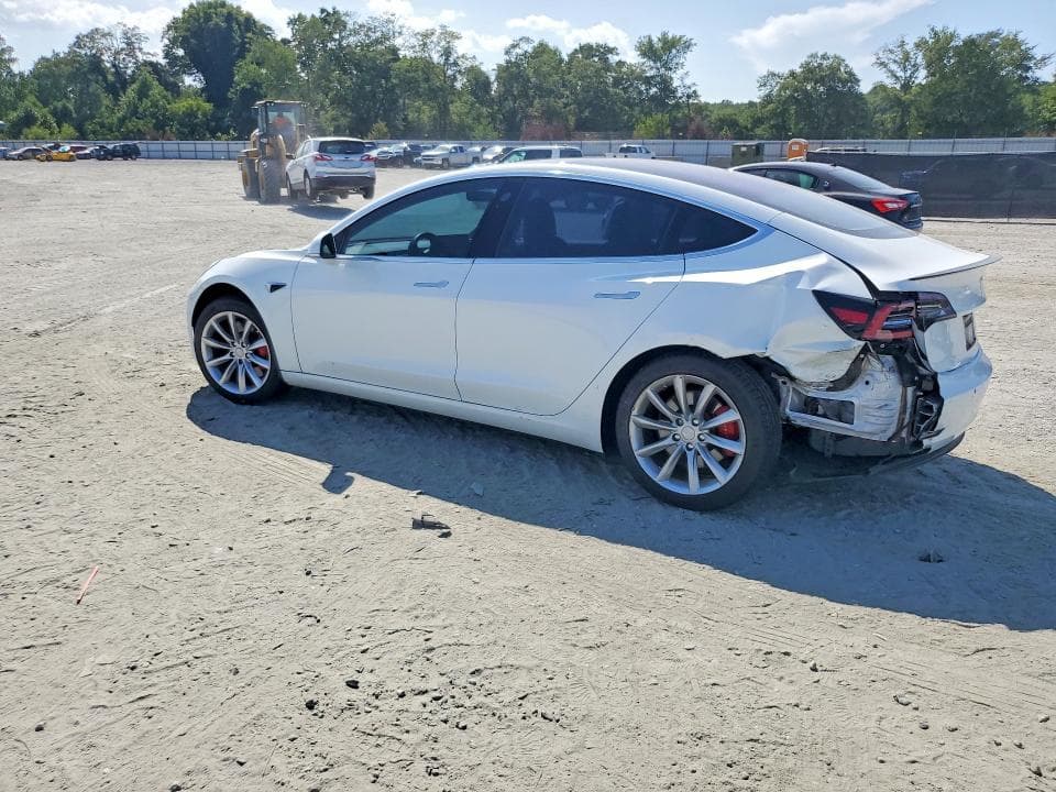 2018 TESLA MODEL 3 2