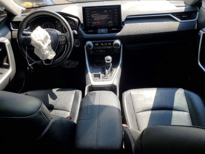 2021 TOYOTA RAV4 XLE PREMIUM 8