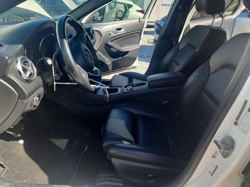 2019 MERCEDES-BENZ GLA 250 7