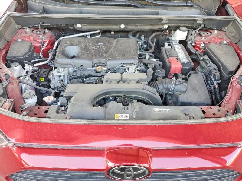 2019 TOYOTA RAV4 LE 11
