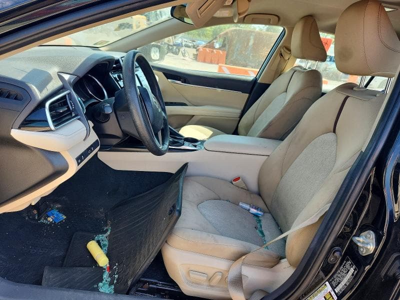 2018 TOYOTA CAMRY LE 7