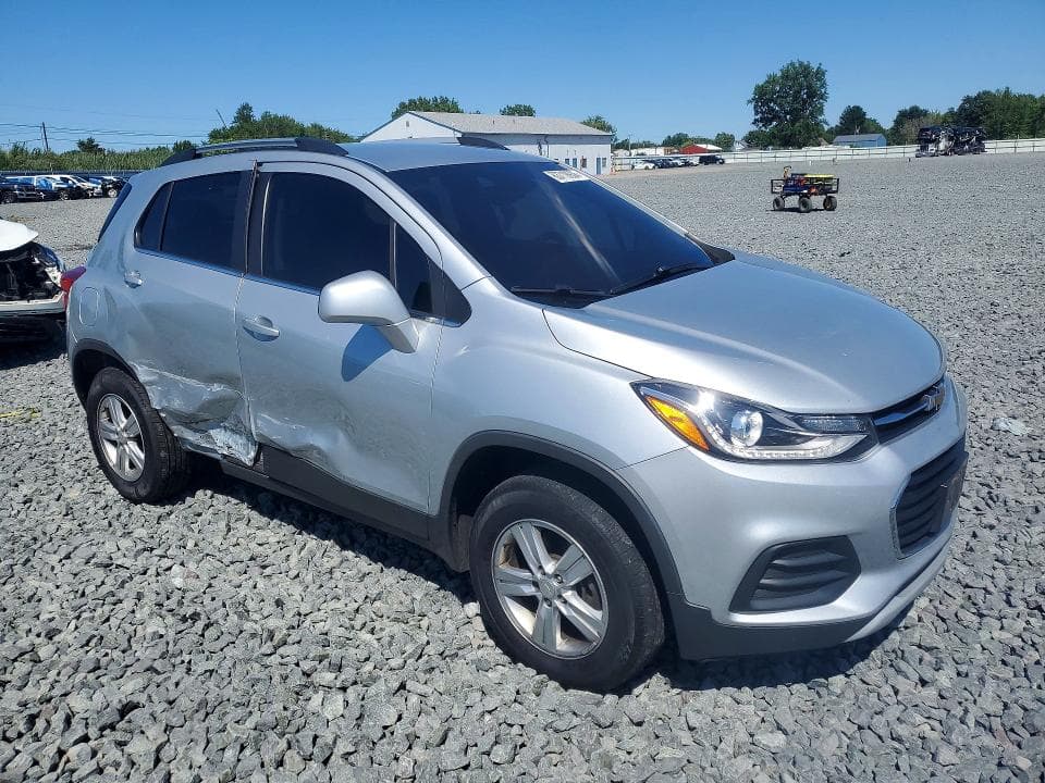 2019 CHEVROLET TRAX 1LT 4