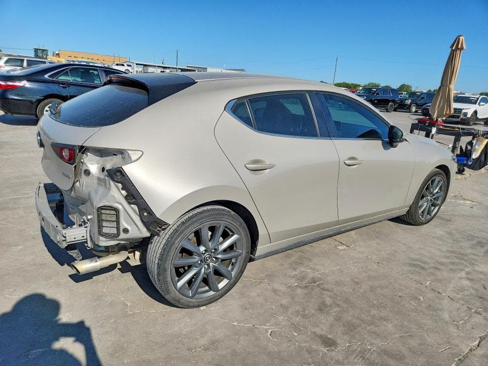 2024 MAZDA 3 PREFERRED 3