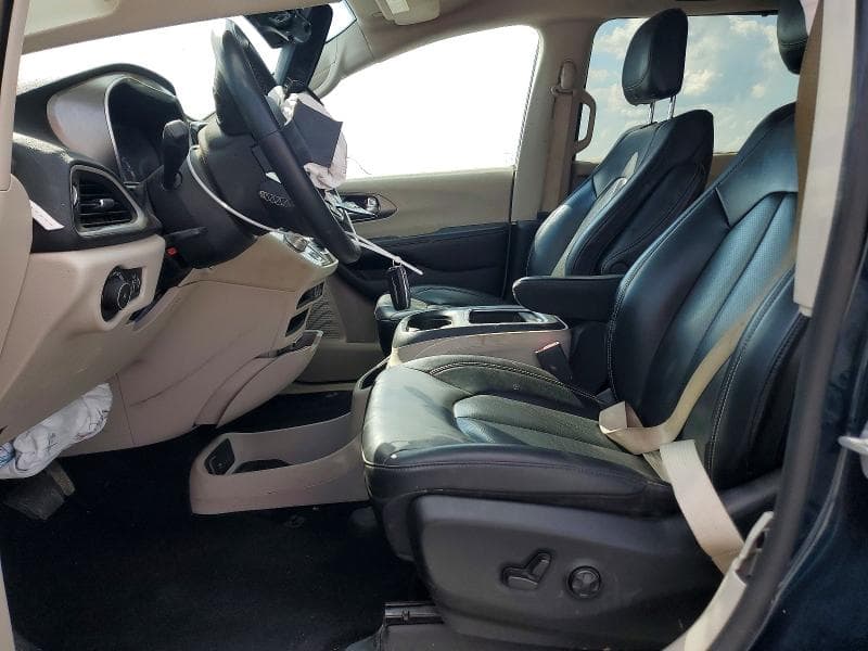 2023 CHRYSLER PACIFICA TOURING L 7