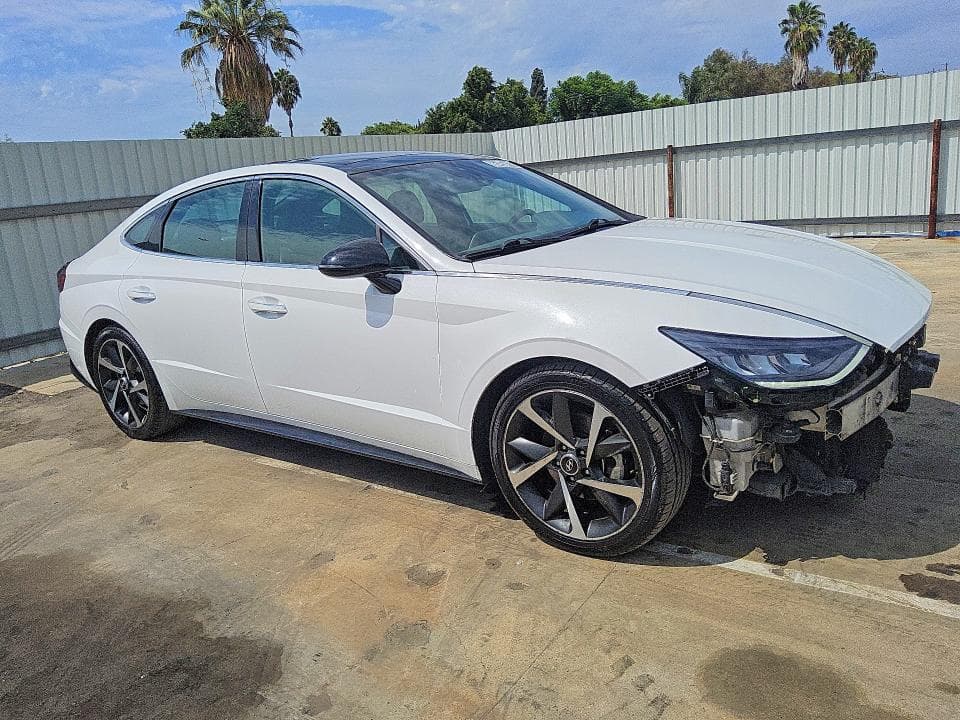 2023 HYUNDAI SONATA SEL PLUS 4