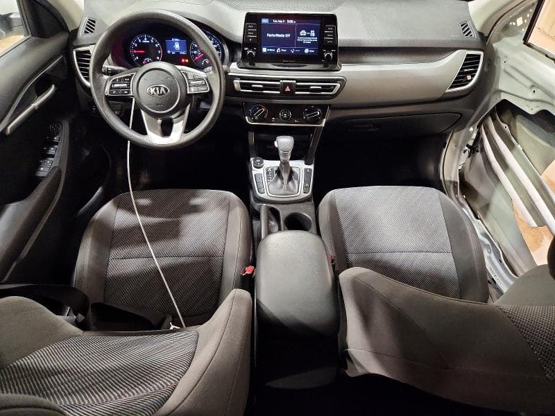 2021 KIA SELTOS LX 8