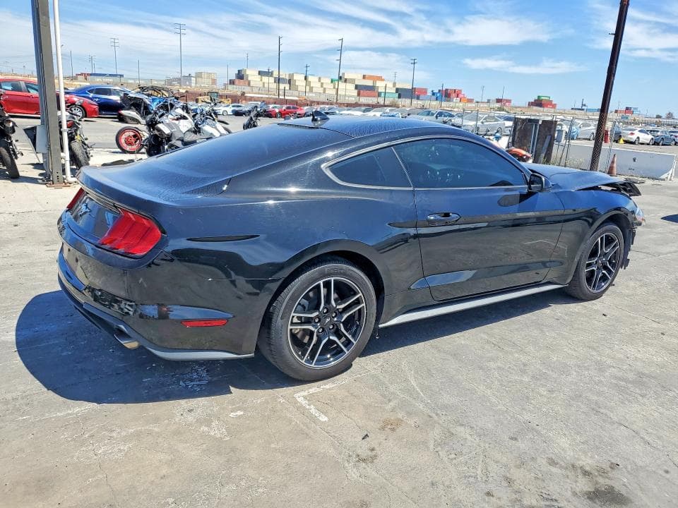 2021 FORD MUSTANG 3