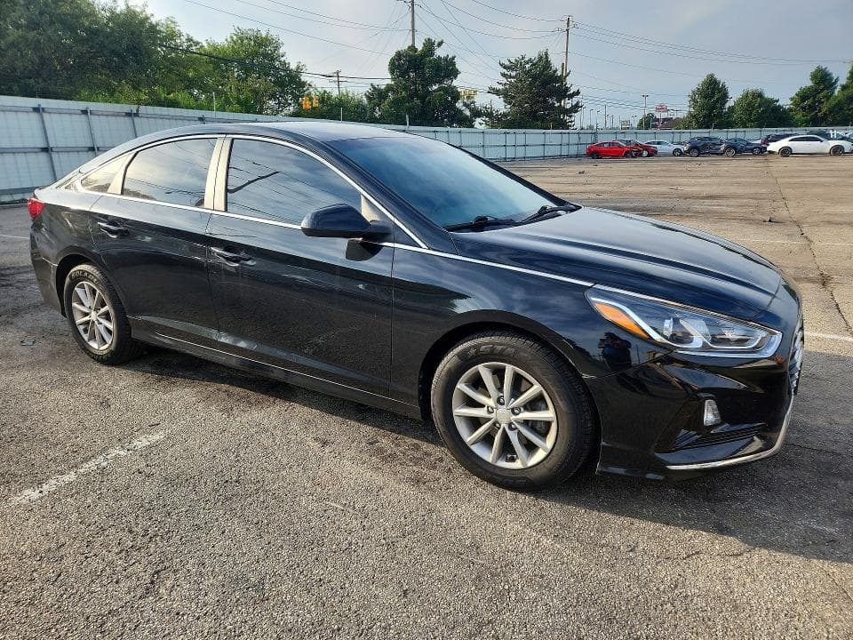 2018 HYUNDAI SONATA SE 4