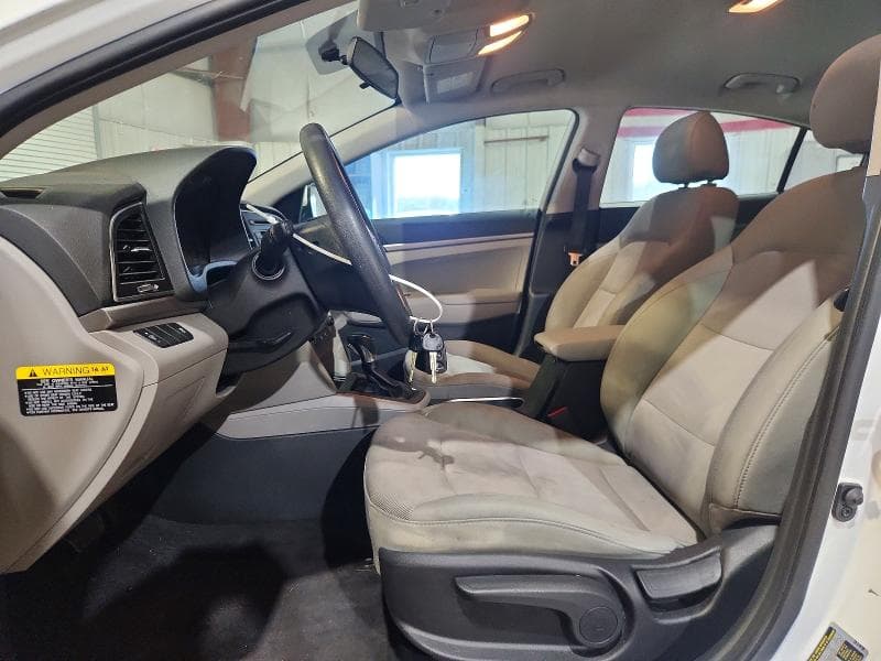 2017 HYUNDAI ELANTRA SE 7