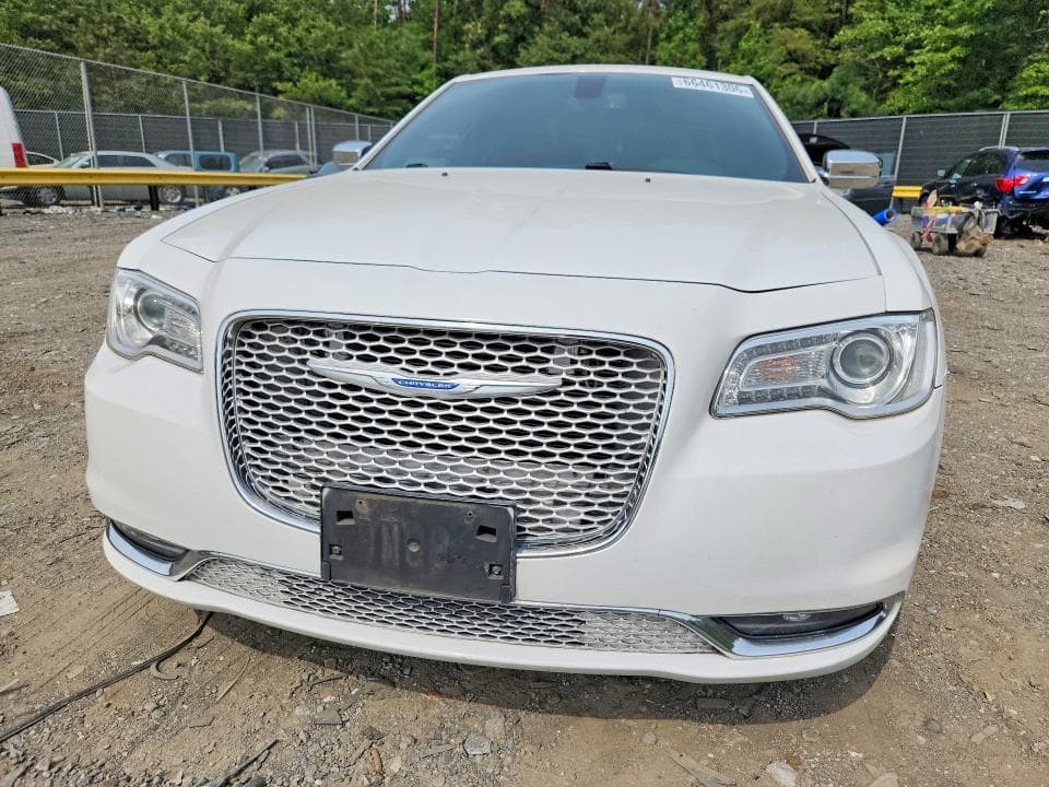 2018 CHRYSLER 300 LIMITED 5