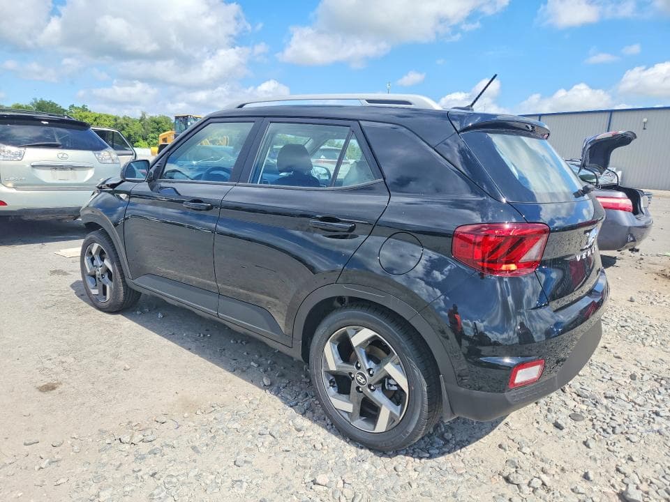 2026 HYUNDAI VENUE SEL 2