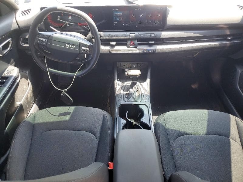 2025 KIA K4 LXS 8