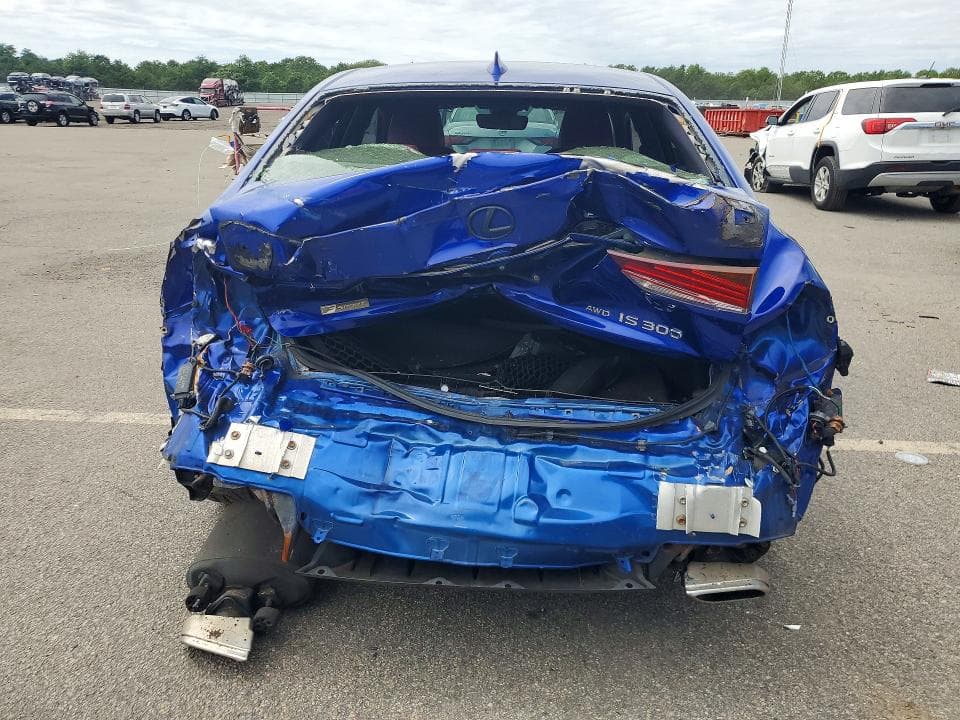 2018 LEXUS IS 300 6