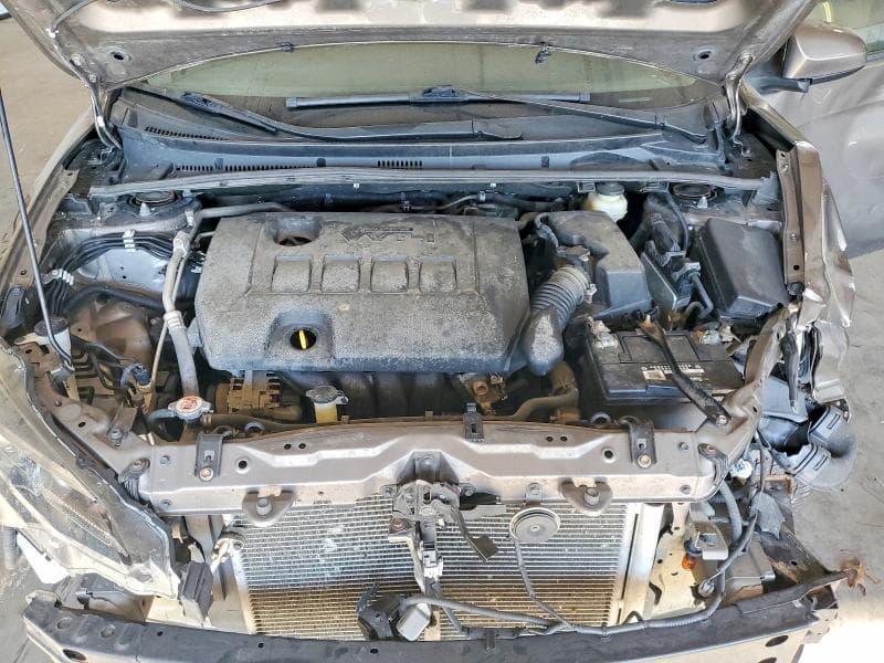 2018 TOYOTA COROLLA LE 11