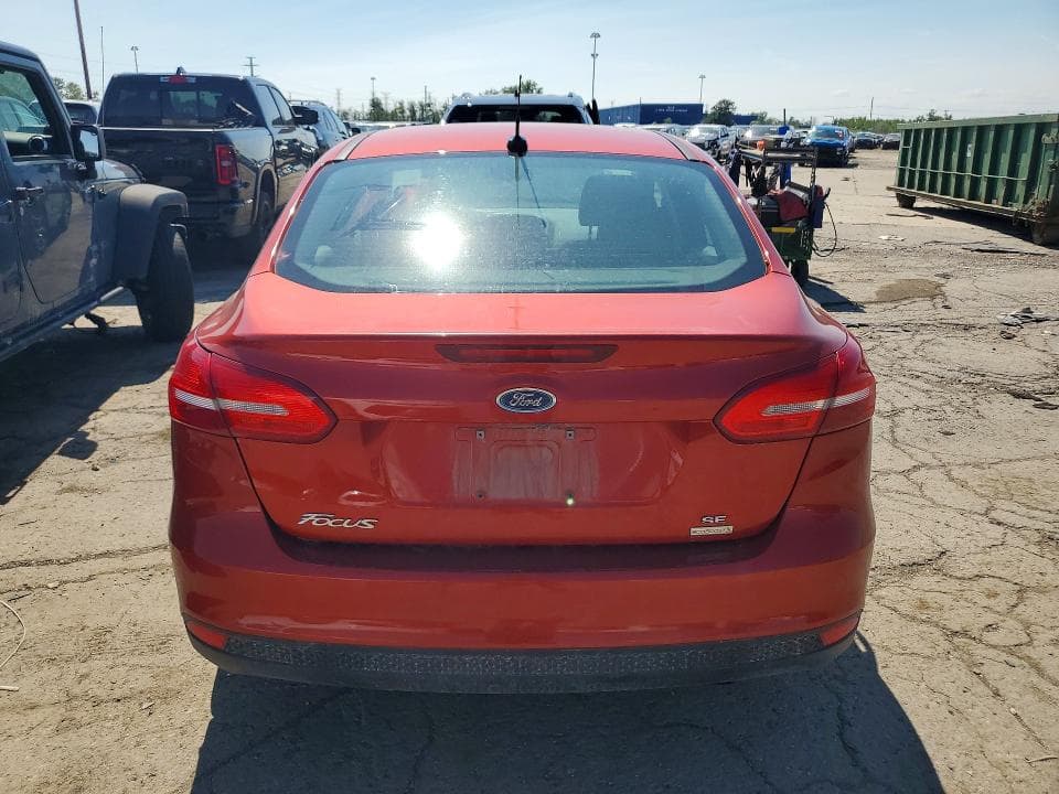 2018 FORD FOCUS SE 6